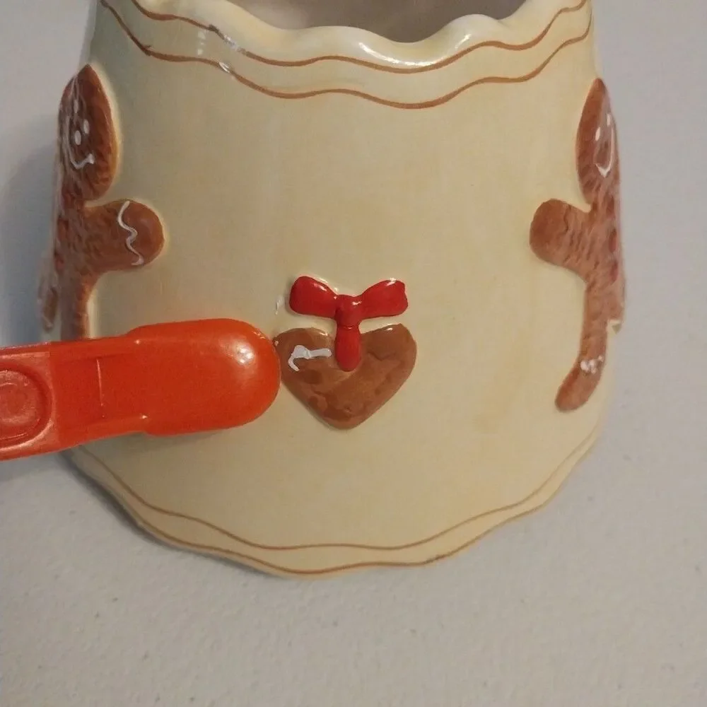 Gingerbread Man Ceramic Candle Shade Topper & Matching Plate Christmas Decor